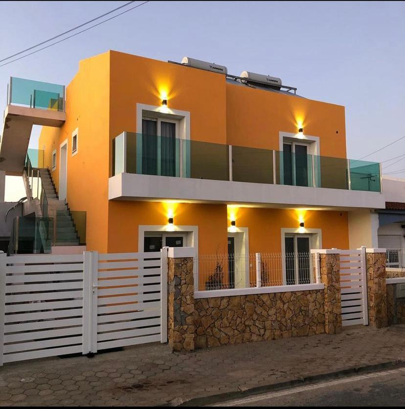 סאגרש Orange Guest House מראה חיצוני תמונה